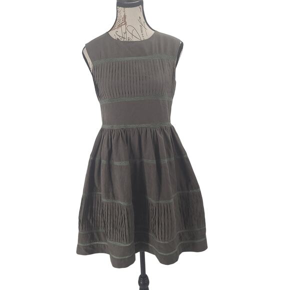 Particular Grin pleated ladies dress green Size Medium office goblincore fairy - Picture 1 of 8